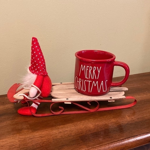 NEW Rae Dunn MERRY CHRISTMAS  RED Mug - Picture 1 of 5